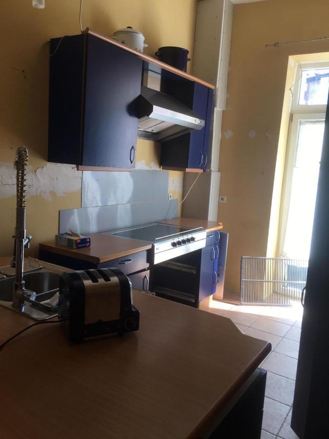 Zimmer In Kaiserslautern Dış mekan fotoğraf